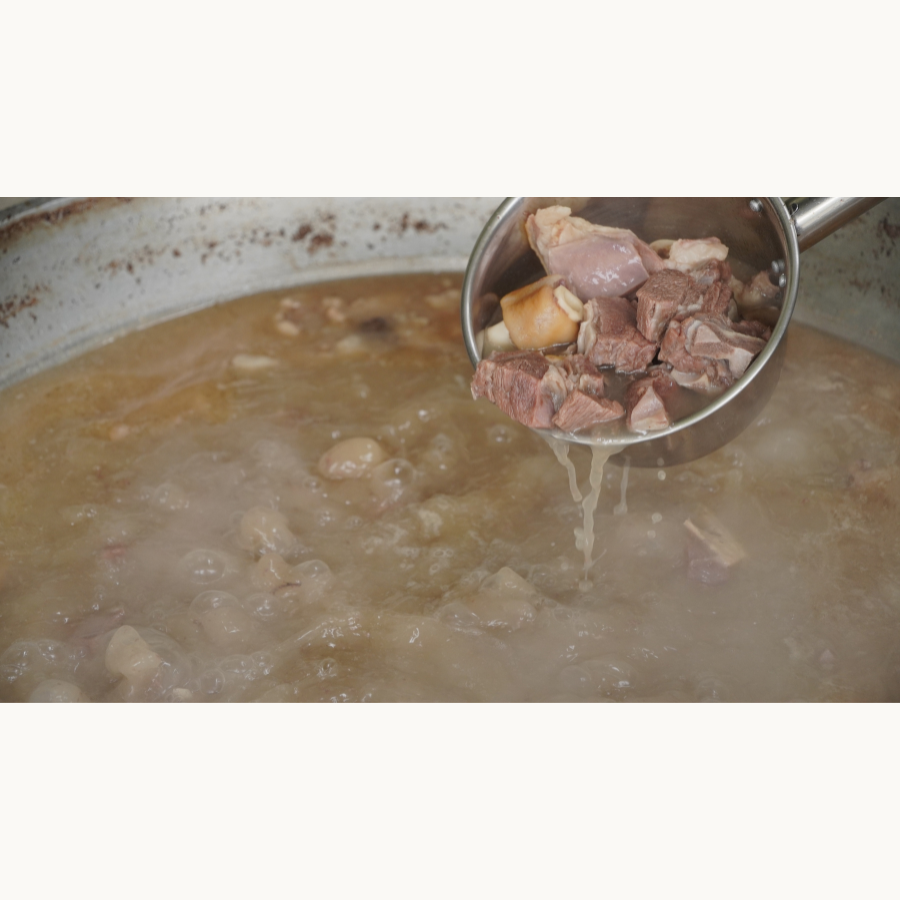 山羊汁用ミックス肉1kg (沖縄県産50％・外国産50％）